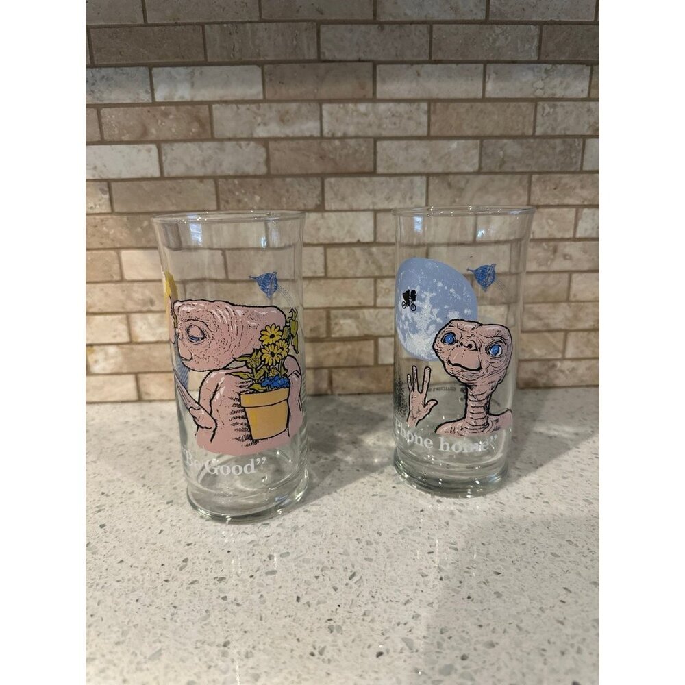 Vintage E.T. 1982 Pizza Hut Drinking Glasses Set Of 2‎ Collector’s Series 6”